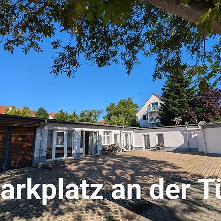 Fewo Urban Gotha-Apartment Ekhof- Am Schlosspark- Parken An Der Der Tuer- Barrierefrei, 900 Meter Zum Bahnhof - Wallbox 외부 사진