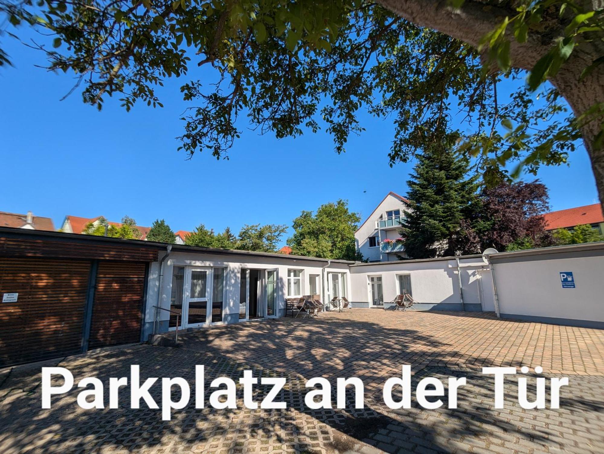 Fewo Urban Gotha-Apartment Ekhof- Am Schlosspark- Parken An Der Der Tuer- Barrierefrei, 900 Meter Zum Bahnhof - Wallbox 외부 사진